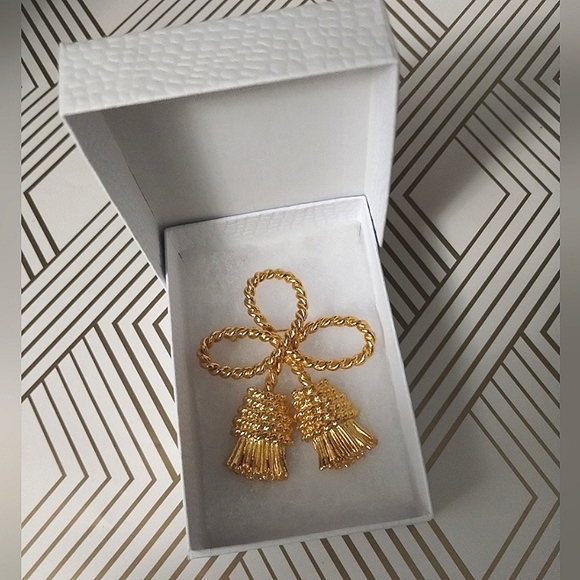 Vintage Gold Tone Tassel Rope Brooch - Picture 6 of 11